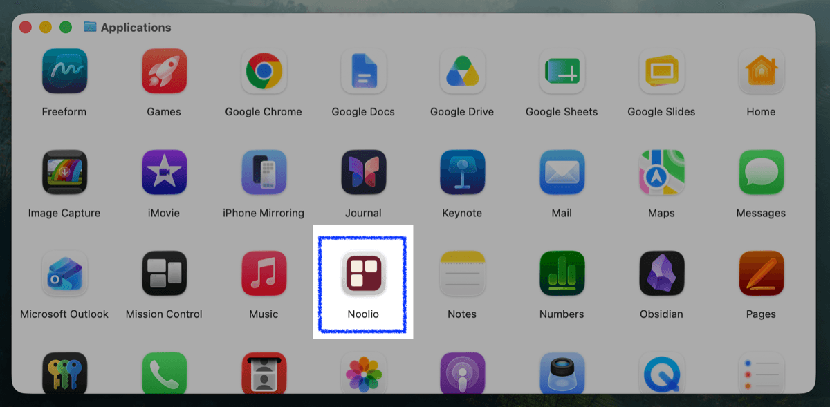 macOS Applications folder with the Noolio app icon selected